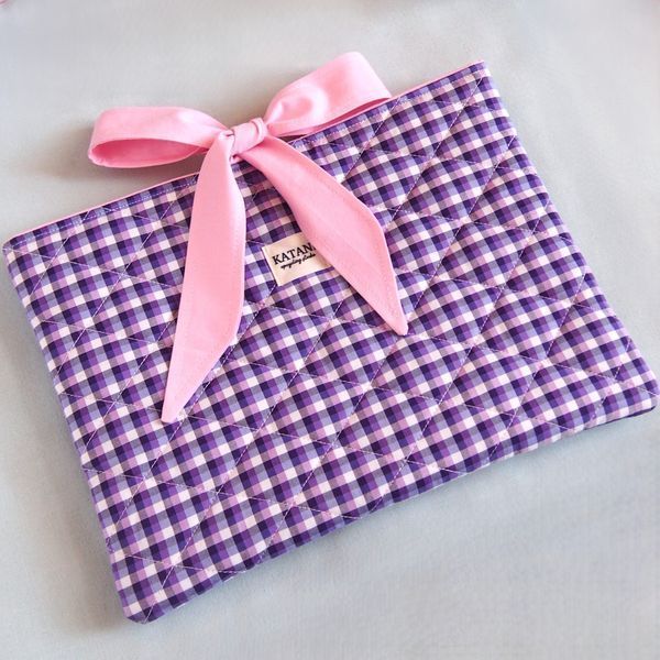 Book sleeve Elin