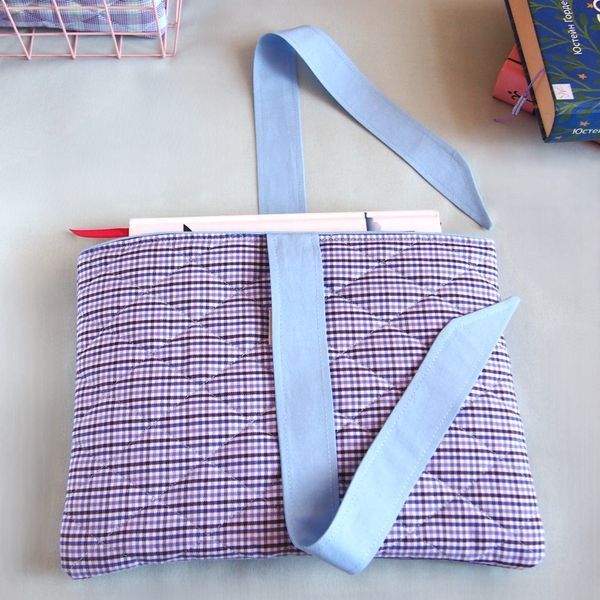 Book sleeve Yara