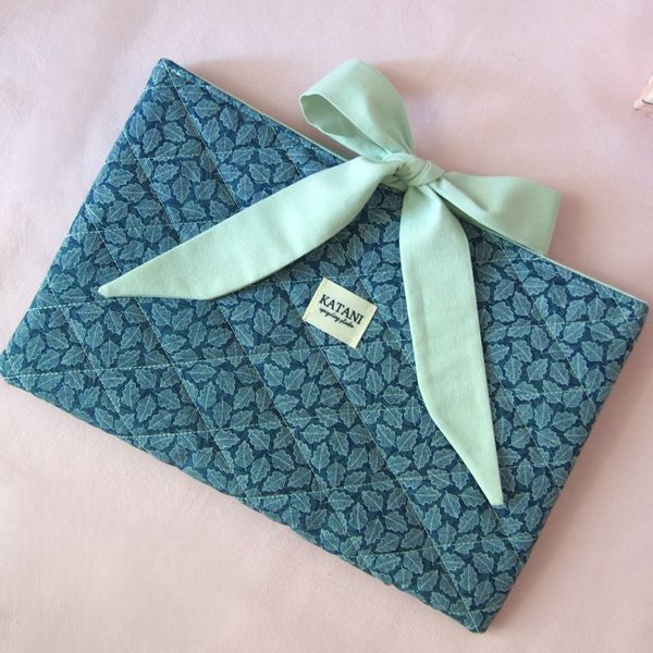 Book sleeve Minerva